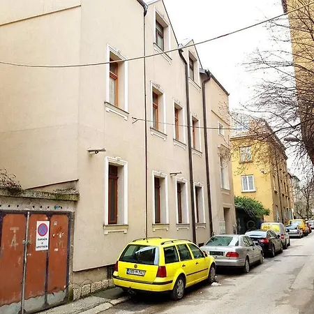 Mini Apartment *